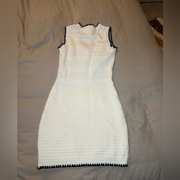 Heartloom knot crochet tennis dress size small - Picture 4 of 4